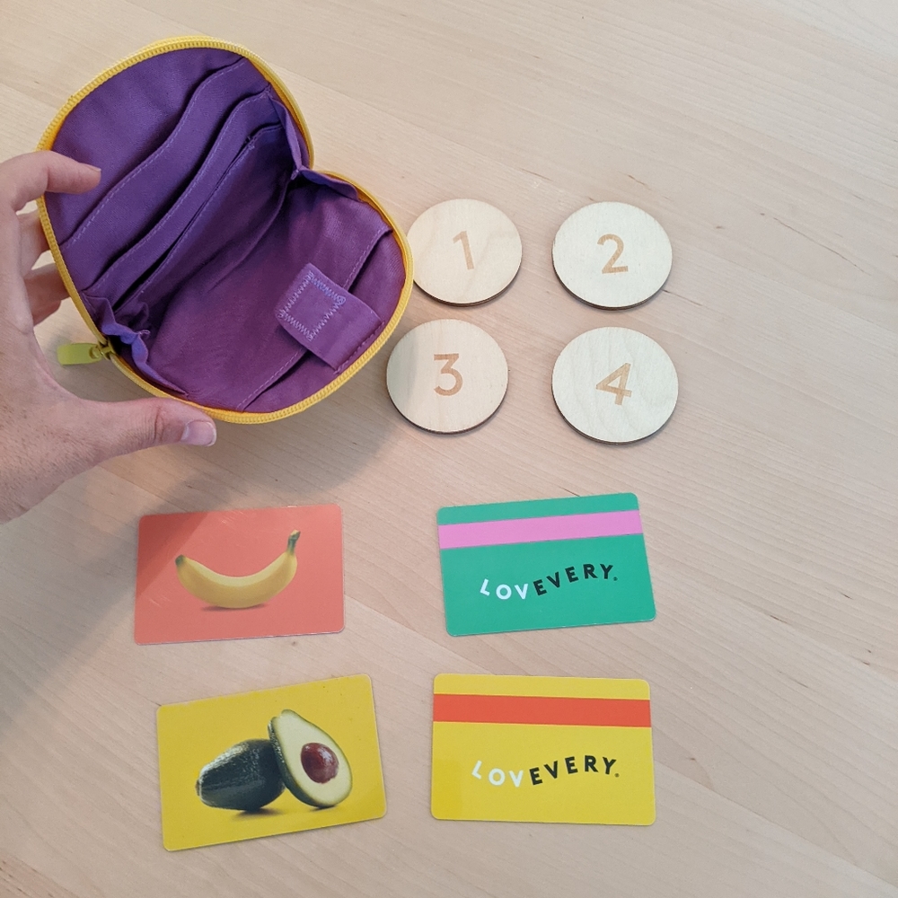 Lovevery Wallet Set